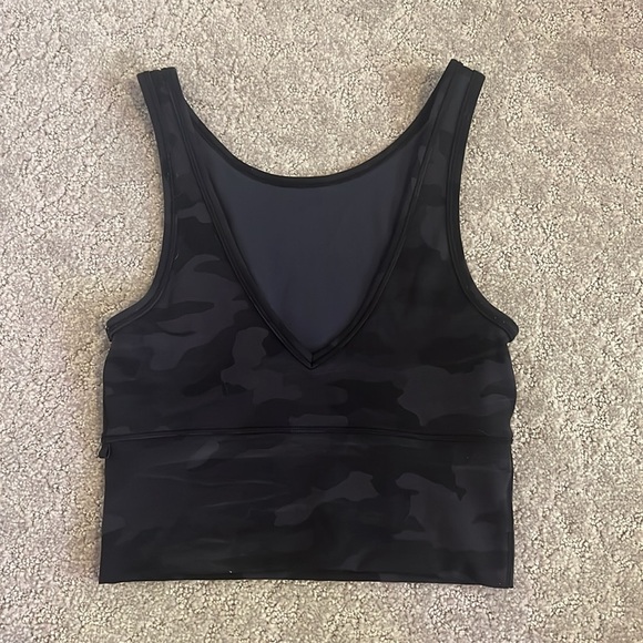 LULULEMON Size 6 Everlux Camo POWER PIVOT Crop Low Back Yoga Tank - Picture 2 of 2